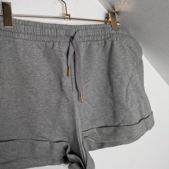 WEWOREWHAT Heather Grey Pull On Sweat Short Cotton Blend Lilac NEW Size L - Picture 6 of 6